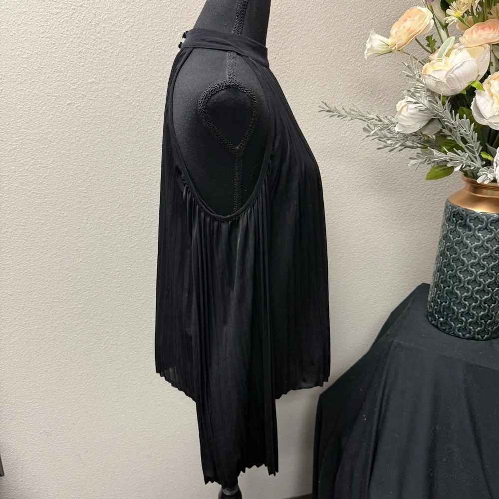 Worthington Black Pleated Mock Neck Sleeveless Blouse Career Chic - Picture 4 of 6